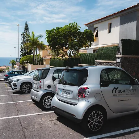 Elegant Semi-detached With Sea Views In Appartement Costa Adeje (Tenerife)