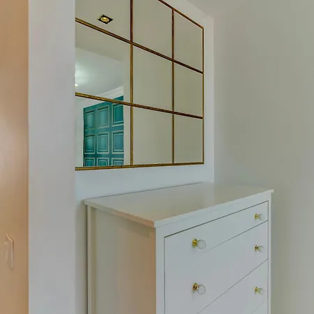 Apartamento Charming Semi- Detached In Mirador Del Duque