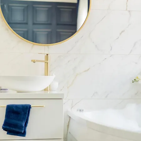 Apartamento Charming Semi- Detached In Mirador Del Duque *