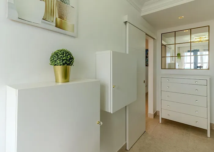 Charming Semi- Detached In Mirador Del Duque Apartamento *