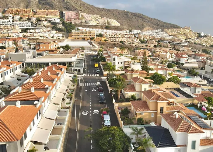 Charming Semi- Detached In Mirador Del Duque Apartament