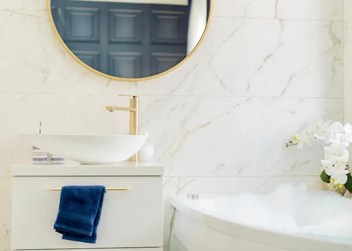 Apartament Charming Semi- Detached In Mirador Del Duque *