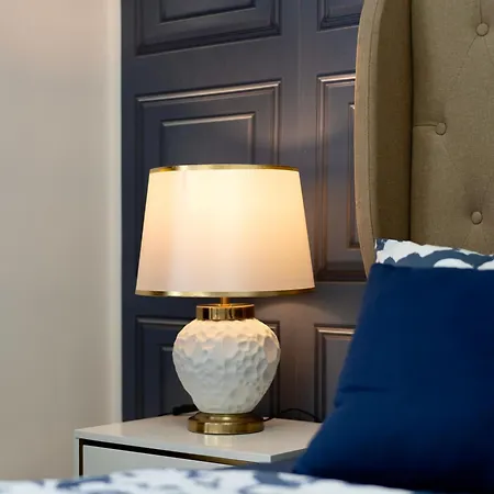 Charming Semi- Detached In Mirador Del Duque